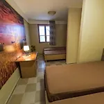 Pipacs Vendeghaz Es بيت ضيافة 3*