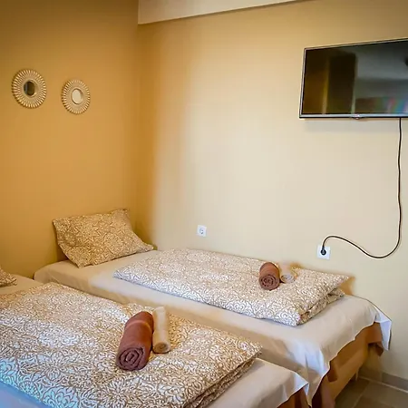 Casa de hóspedes Pipacs 3*